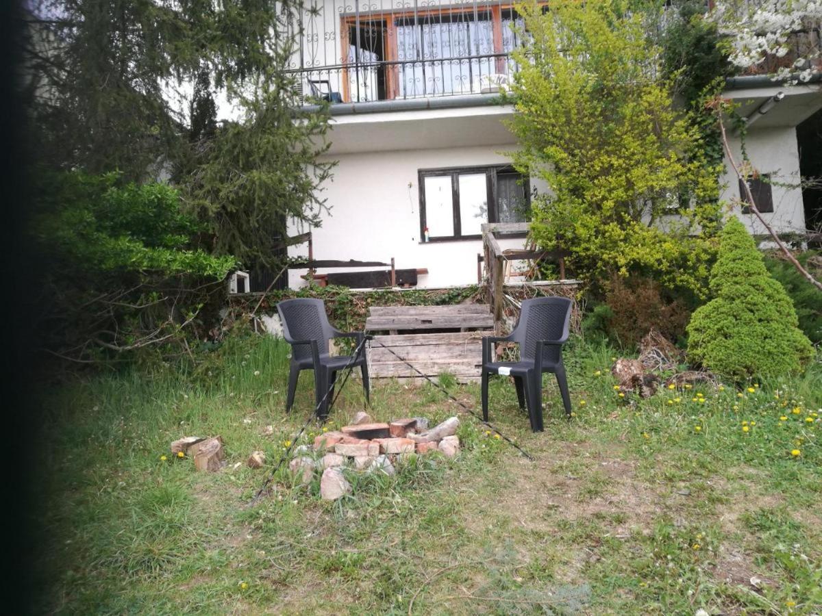Sunset House Piestany Cervena Veza Appartement Banka Buitenkant foto