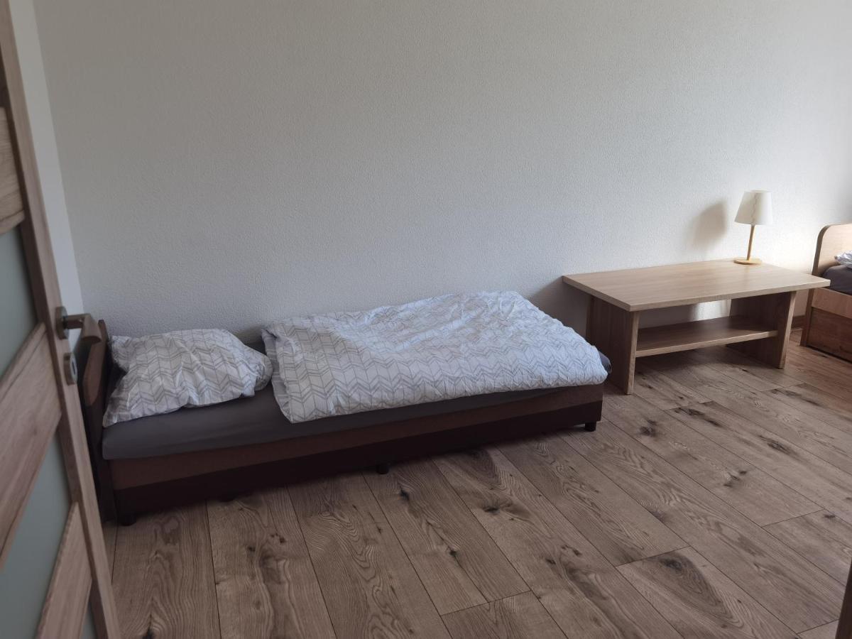 Sunset House Piestany Cervena Veza Appartement Banka Buitenkant foto