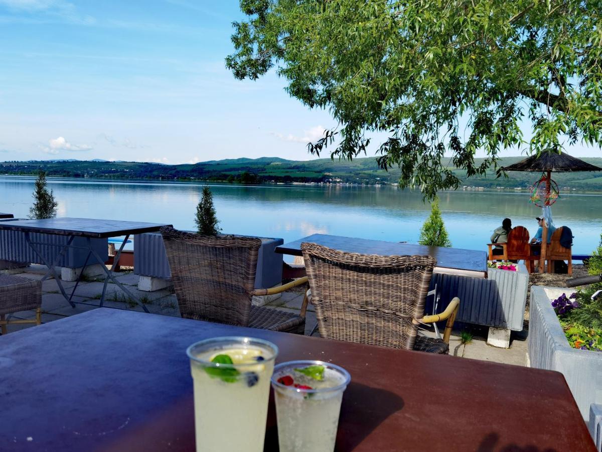 Sunset House Piestany Cervena Veza Appartement Banka Buitenkant foto