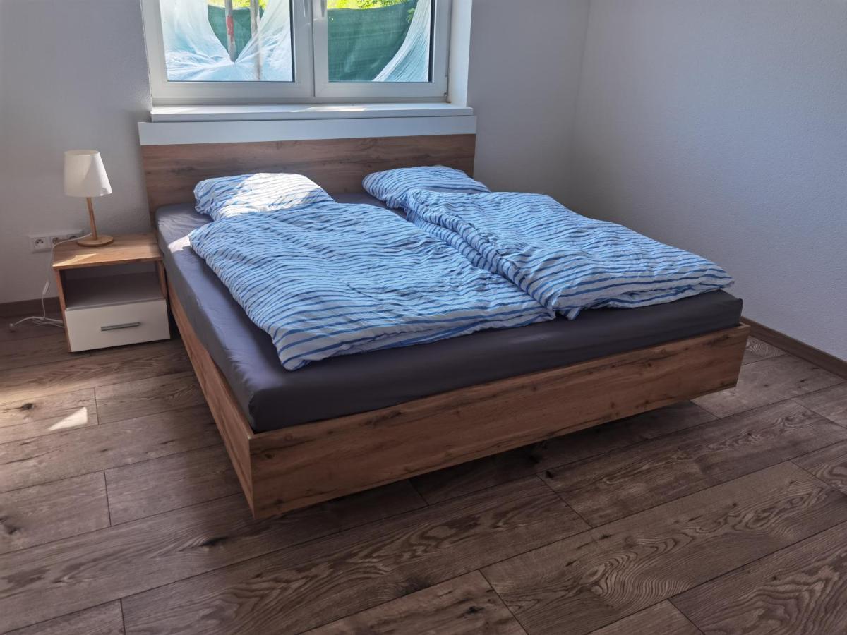 Sunset House Piestany Cervena Veza Appartement Banka Buitenkant foto
